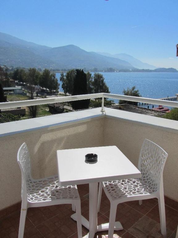 Ristevski Apartments Ohrid Bilik gambar